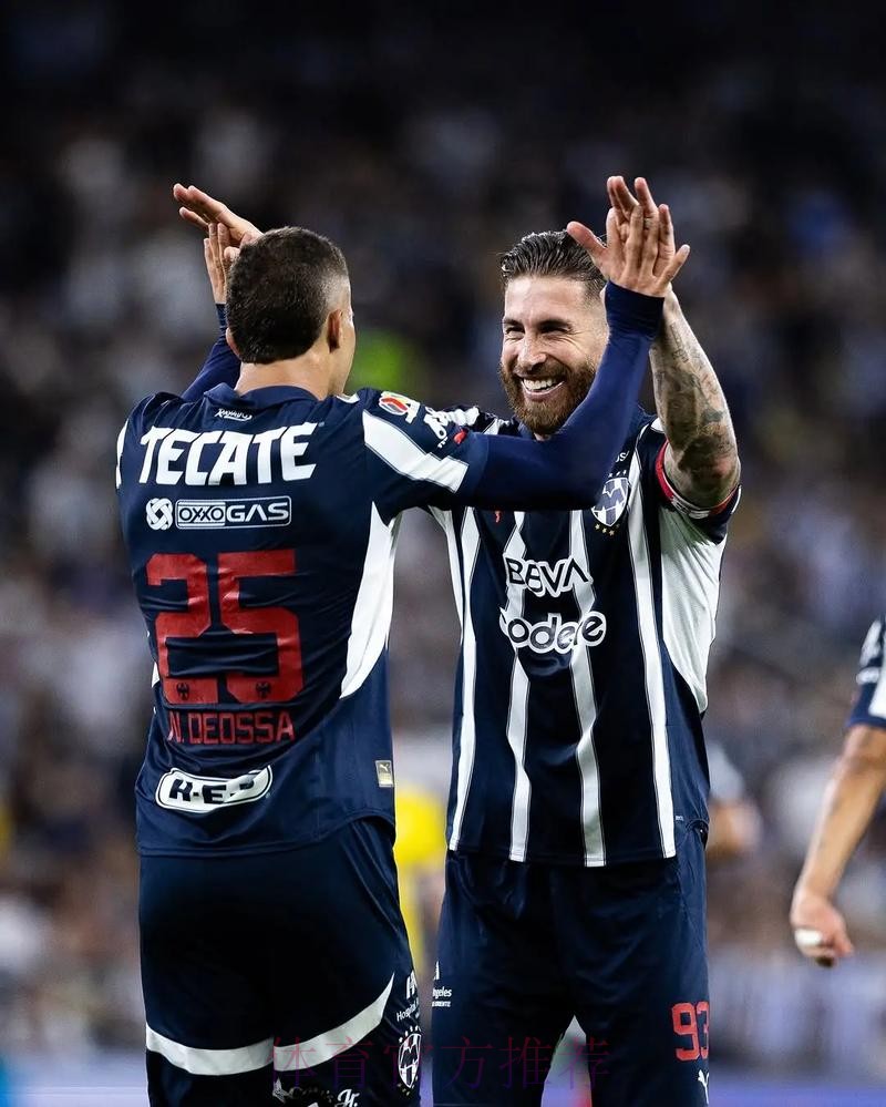 西媒:拉莫斯愿降薪续约两年 他意识到留队是优选 西媒:拉莫斯愿降薪续约两年 他意识到留队是优选